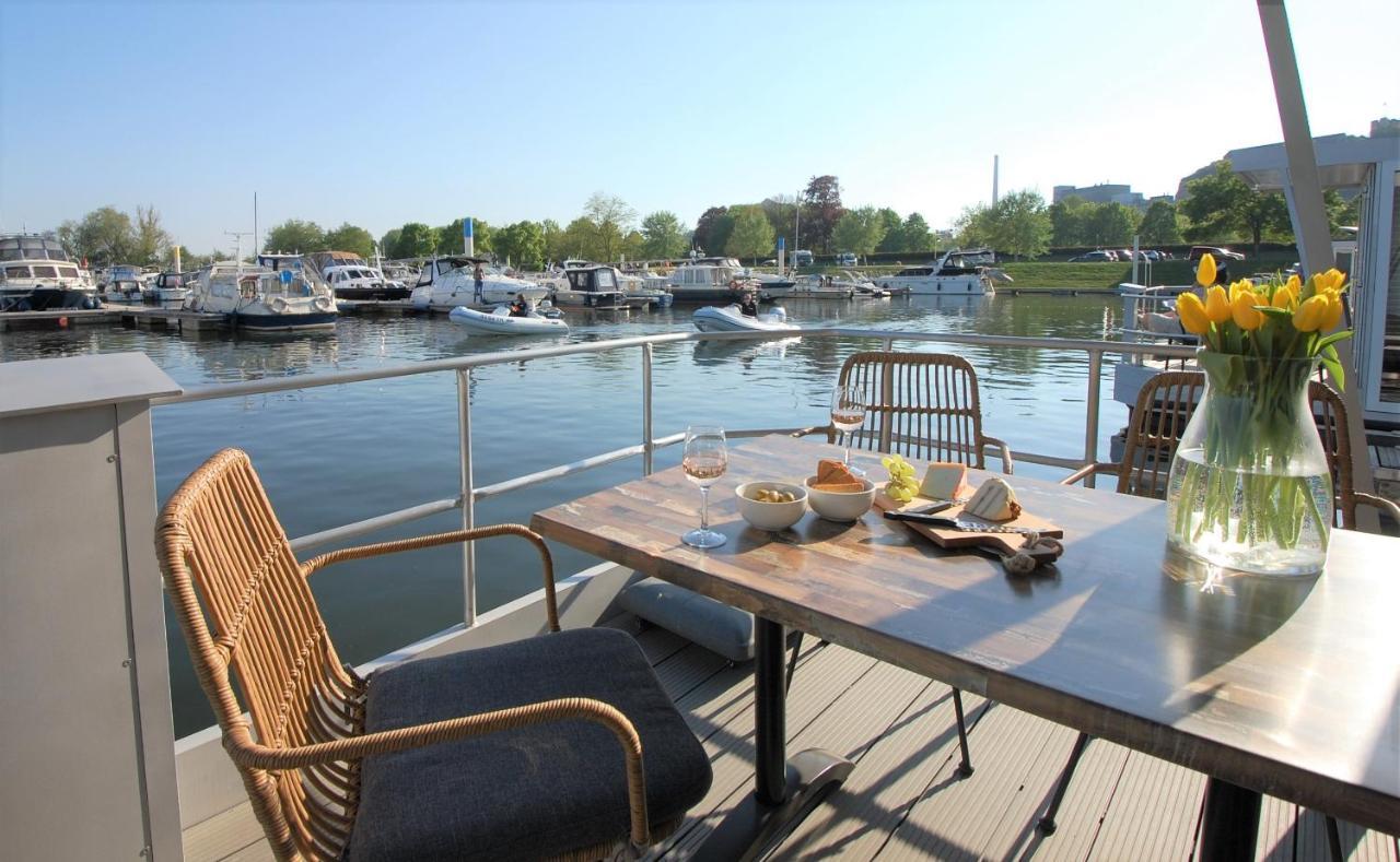 Holiday home Tiny Floating House, Mallorca Maastricht
