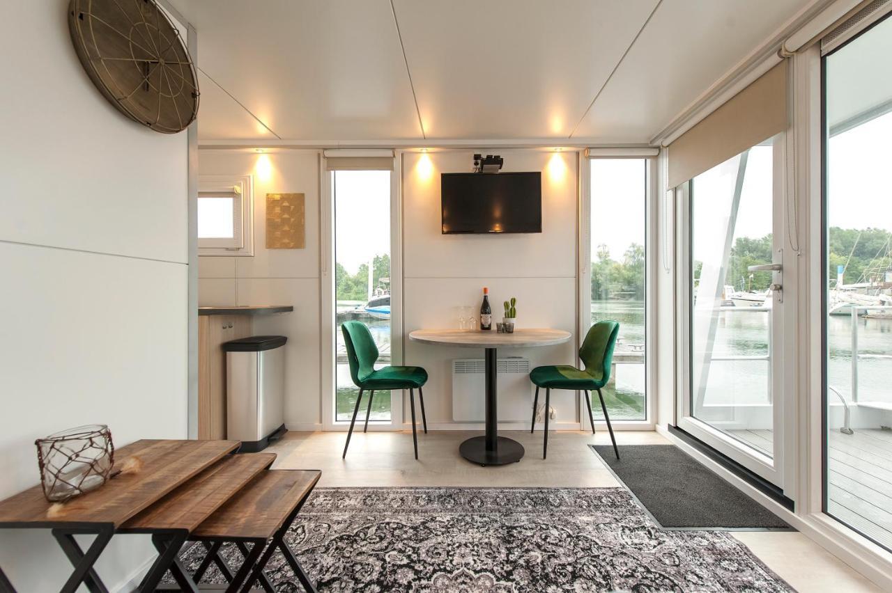 Holiday home Tiny Floating House, Mallorca Maastricht